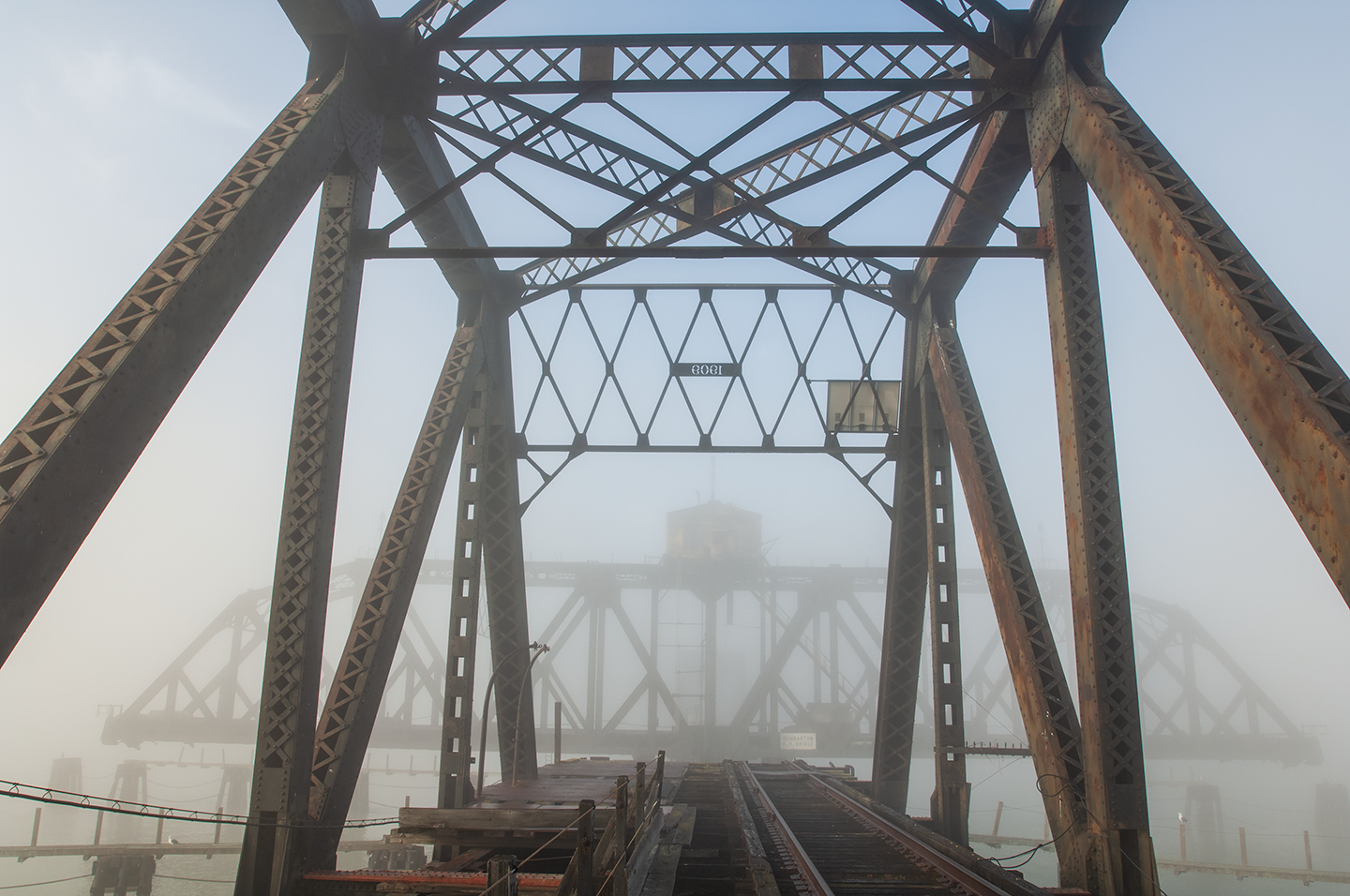 <i>SF Bay Rail Bridge</i> &nbsp