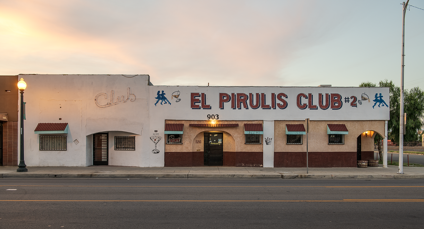 <i>El Pirulis Club</i> &nbsp Bakersfield, CA